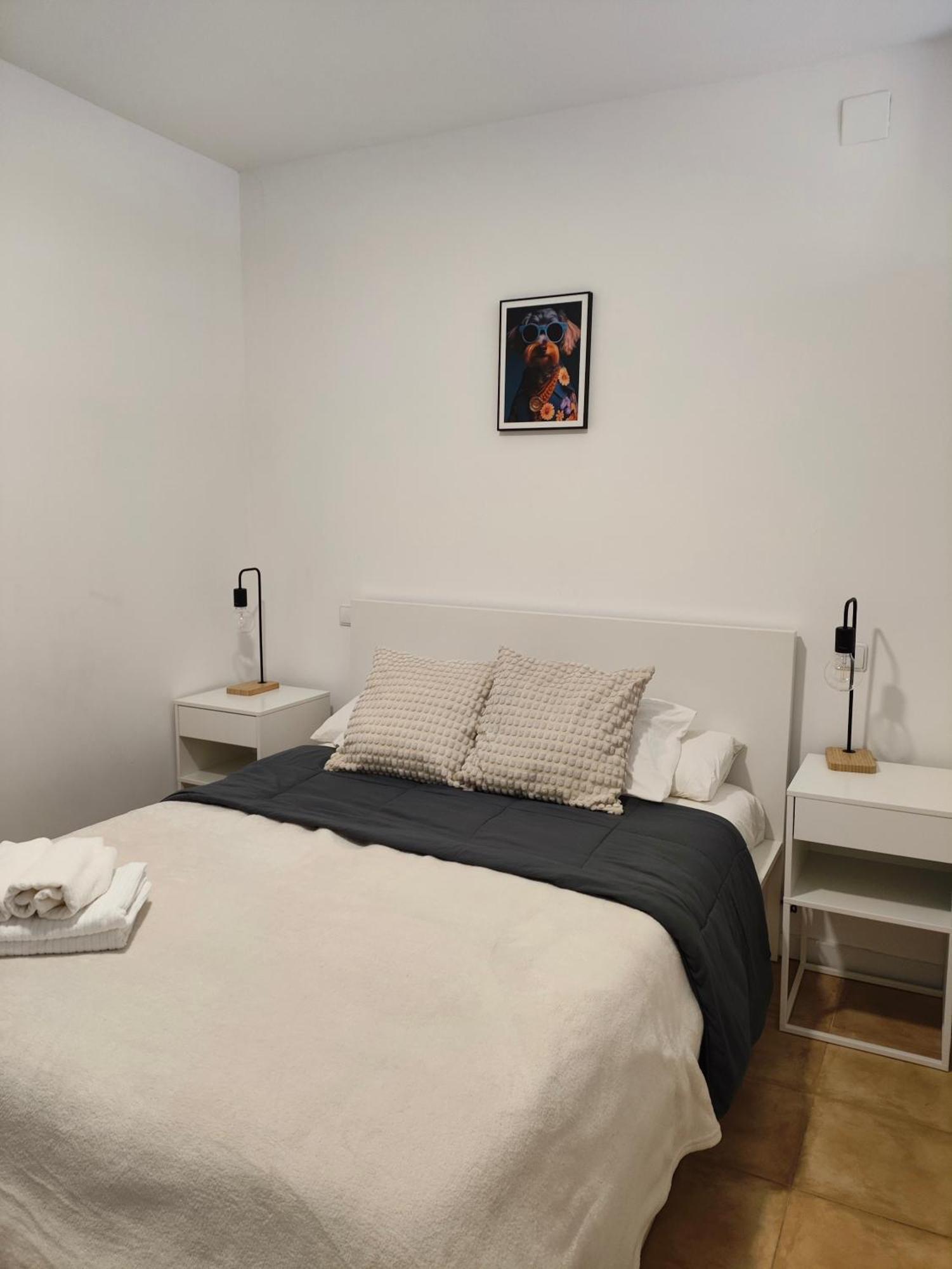 Centro Capital Wizink Feria Bernabeu Aeropuerto Apartment Madrid Bagian luar foto